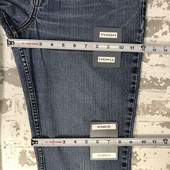 Levi's Signature Series Jeans 12 Women Boot Cut 30x28 Blue Mid Rise Light Wash - Picture 13 of 14